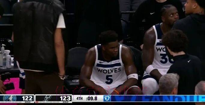 55分！华子生涯新高！可惜，输给了59分的最强光头！